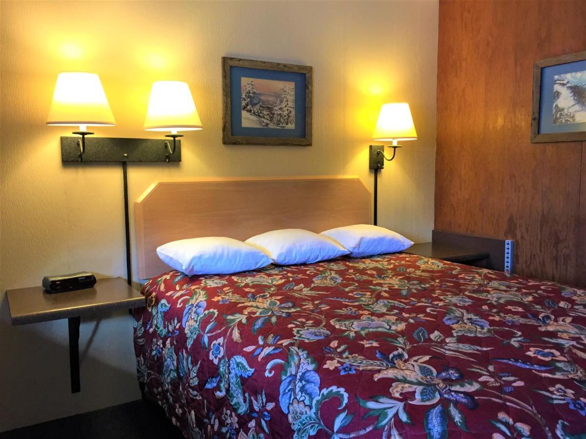 Indianhead Motel Ironwood Buitenkant foto