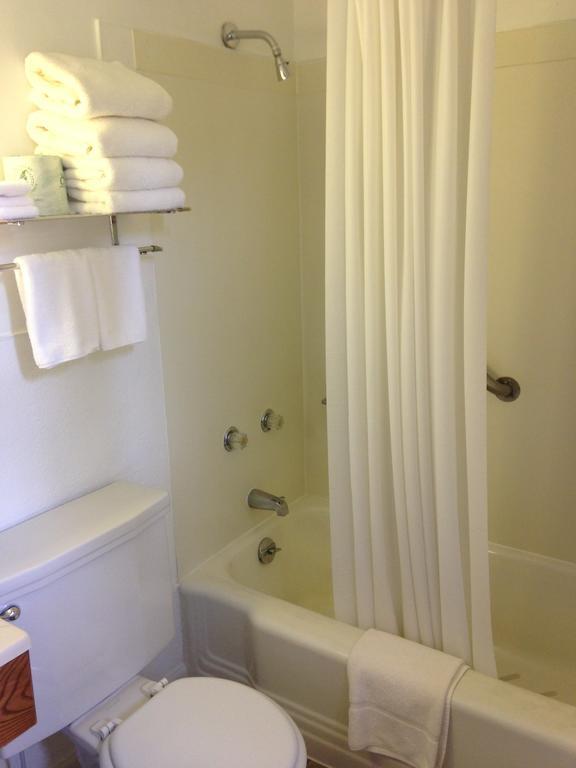 Indianhead Motel Ironwood Kamer foto