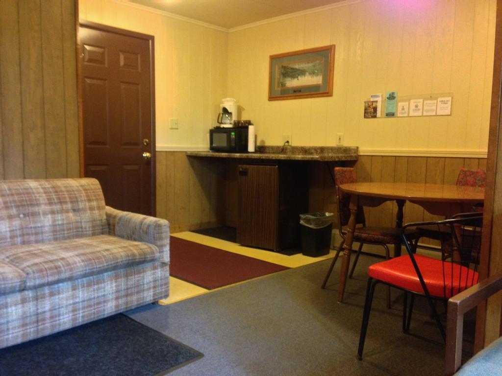 Indianhead Motel Ironwood Kamer foto