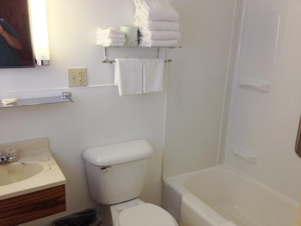 Indianhead Motel Ironwood Kamer foto