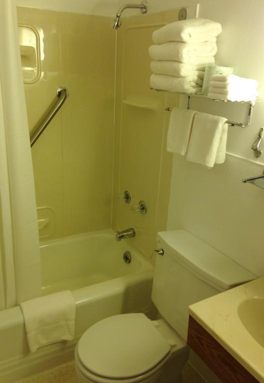 Indianhead Motel Ironwood Kamer foto